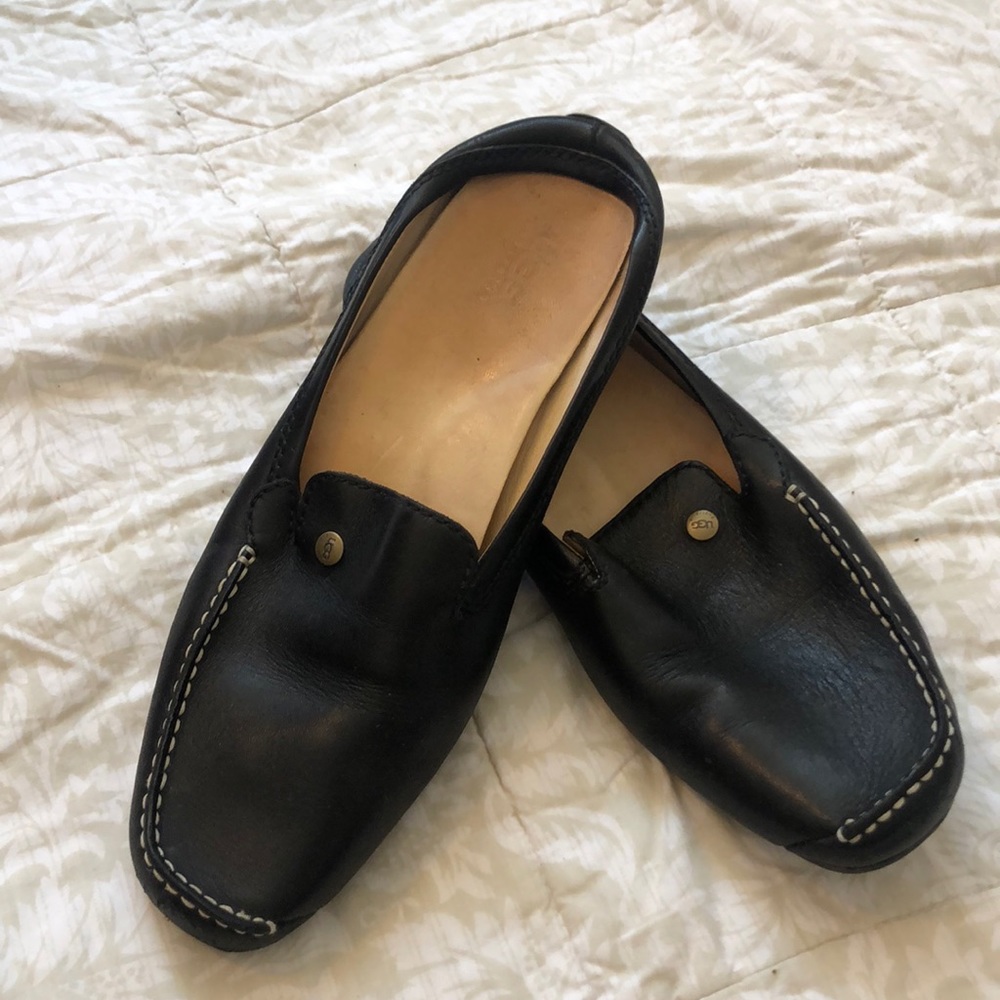 UGGS black slip on loafer size 8.5